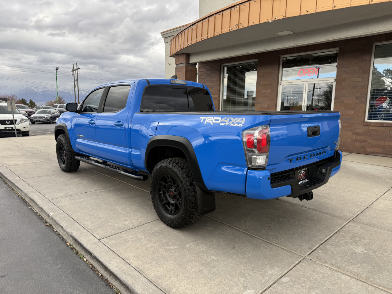 Toyota Tacoma 4WD TRD Off Road Double Cab 6' Bed V6 AT (Natl) 2020