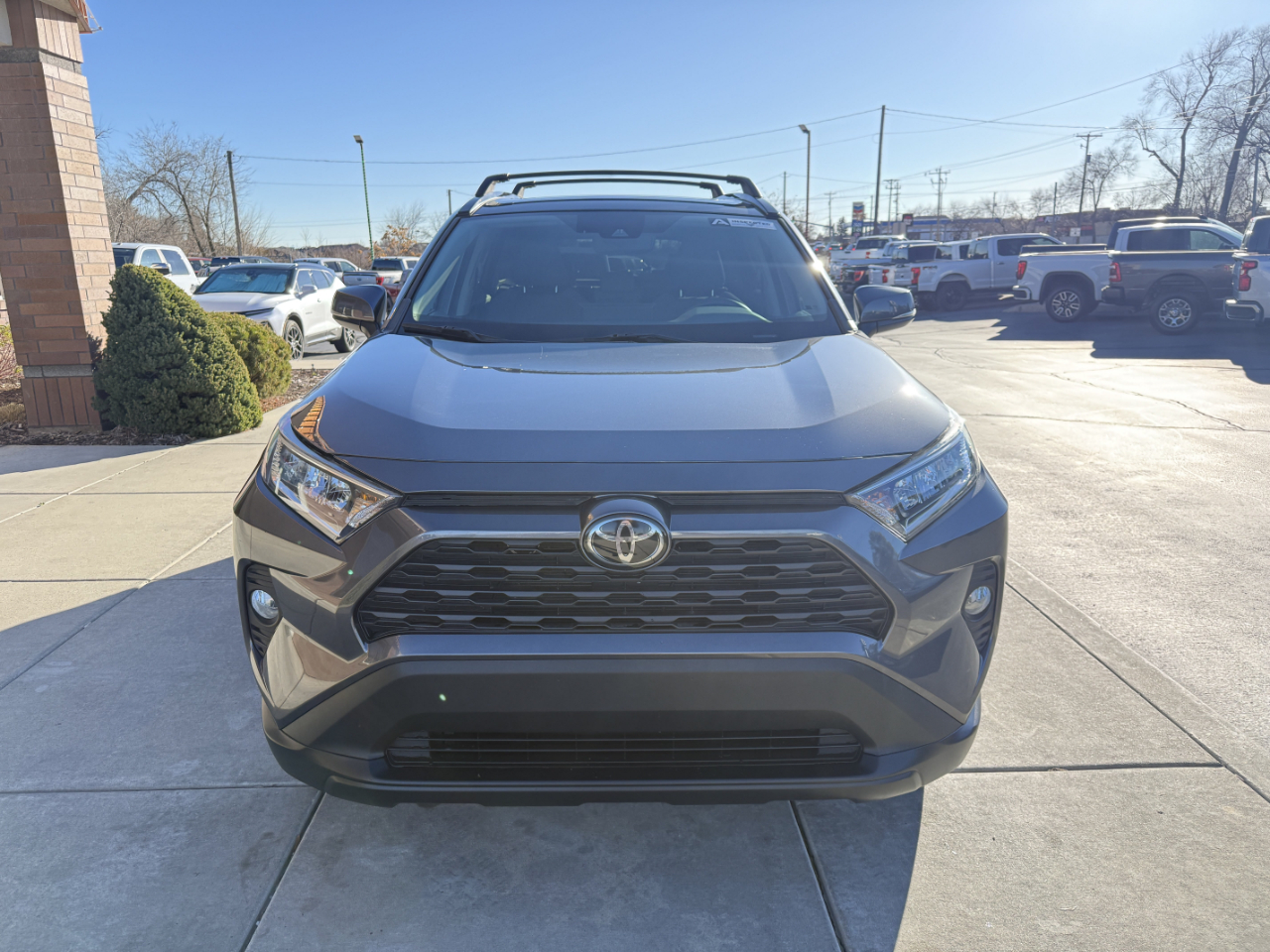 Toyota RAV4 XLE AWD (Natl) 2021
