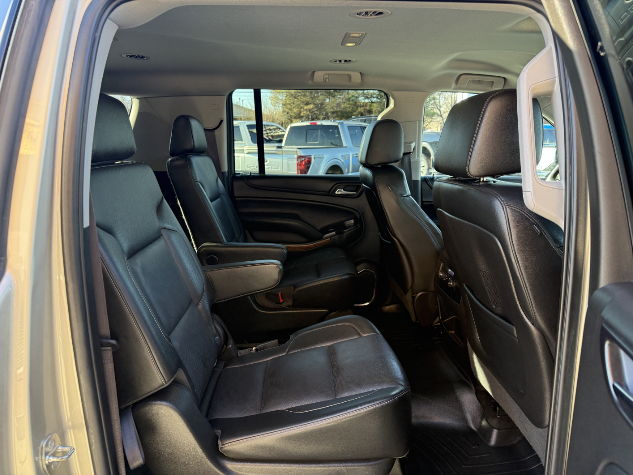 Chevrolet Suburban 4WD 4dr 1500 LTZ 2016