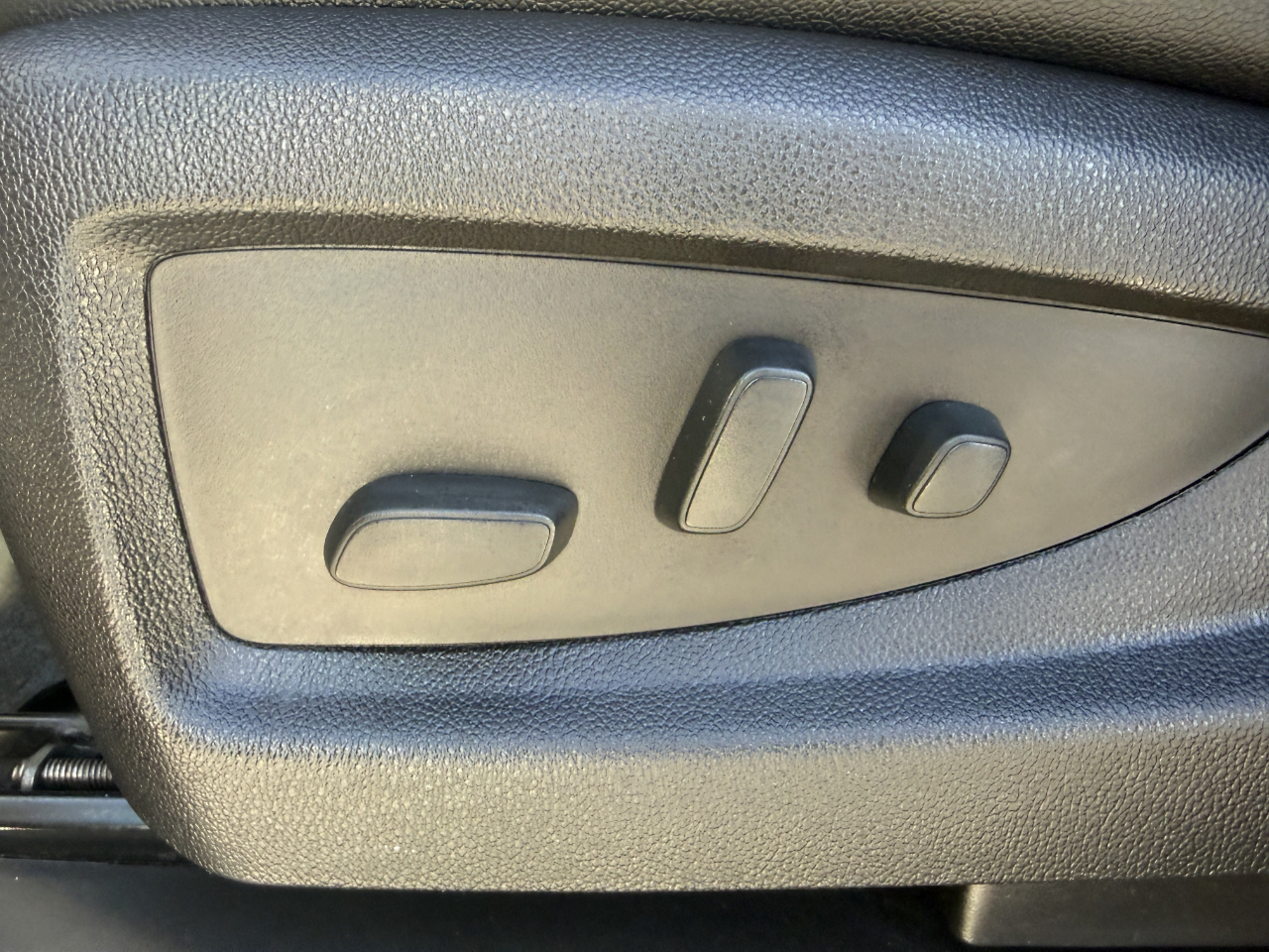 Chevrolet Suburban 4WD 4dr 1500 LTZ 2016