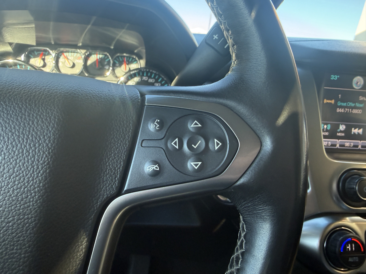 Chevrolet Suburban 4WD 4dr 1500 LTZ 2016