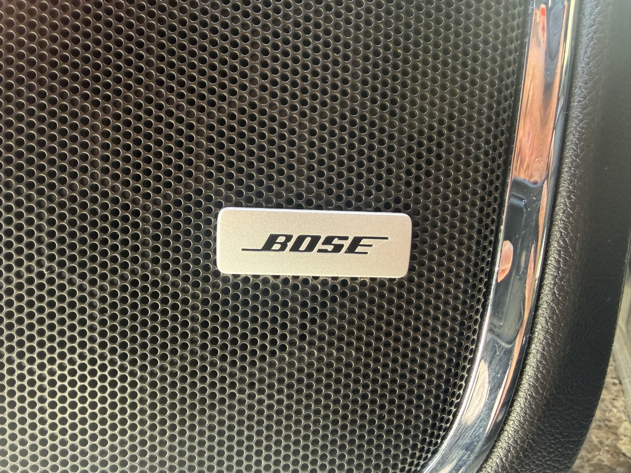 Chevrolet Suburban 4WD 4dr 1500 LTZ 2016