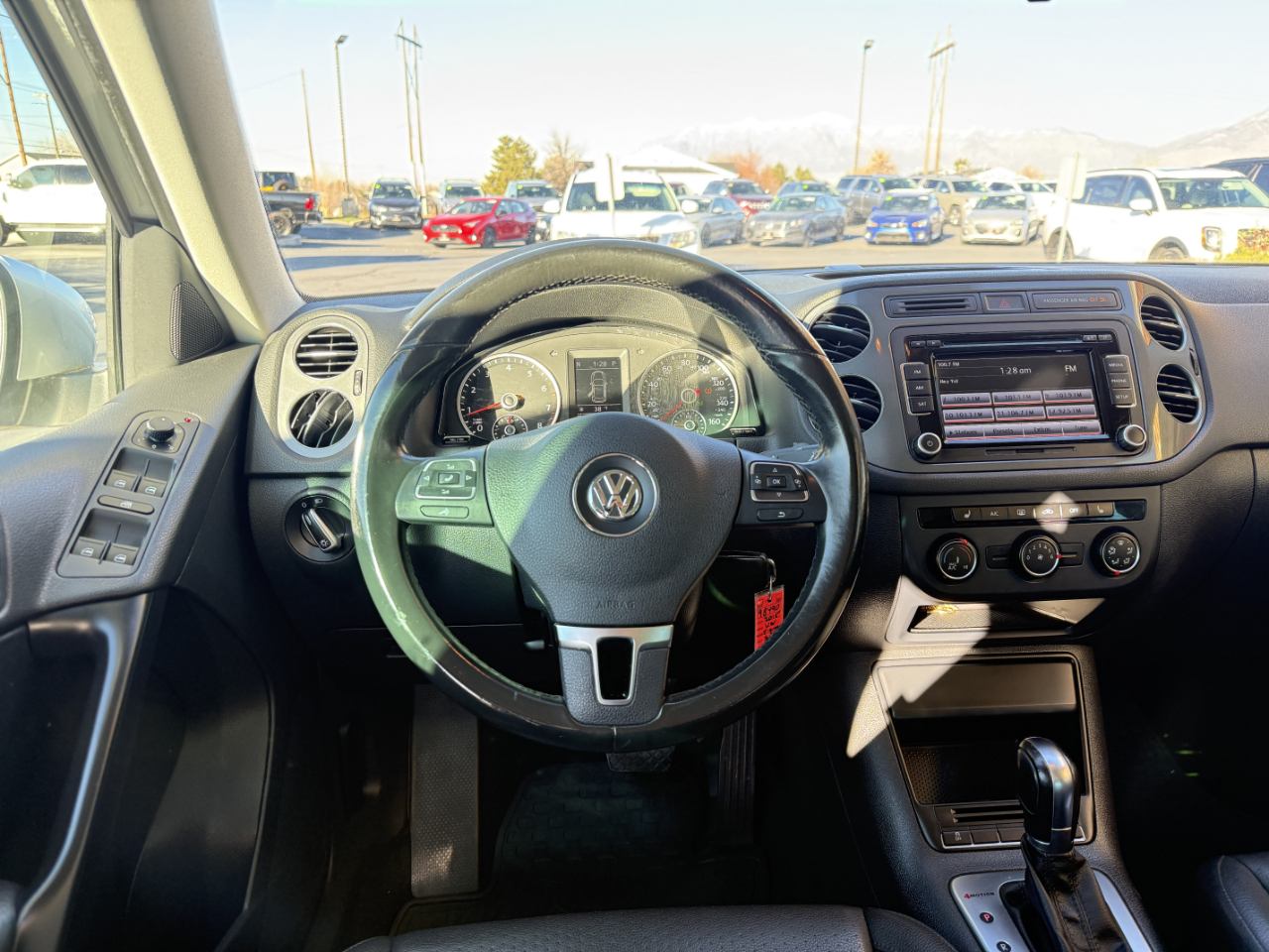 Volkswagen Tiguan 4MOTION 4dr Auto SE 2015