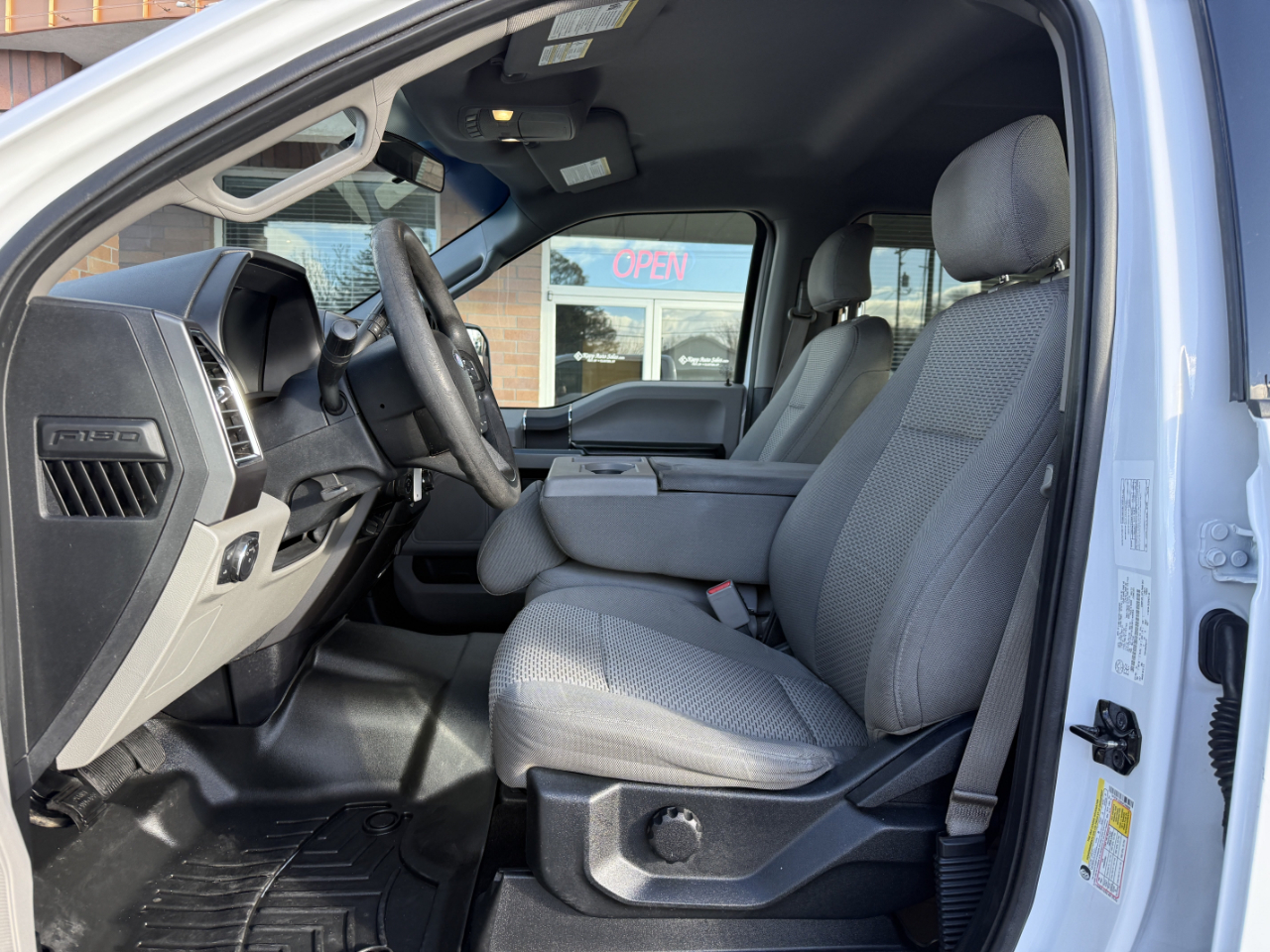 Ford F-150 4WD SuperCrew 157" XLT 2016