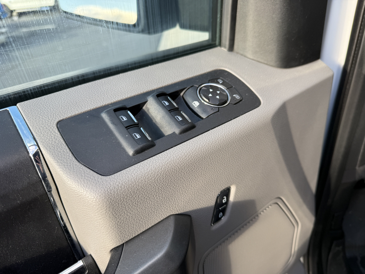 Ford F-150 4WD SuperCrew 157" XLT 2016