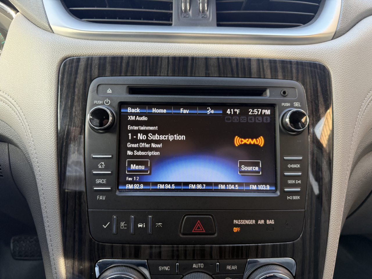 Chevrolet Traverse AWD 4dr LT w/2LT 2014