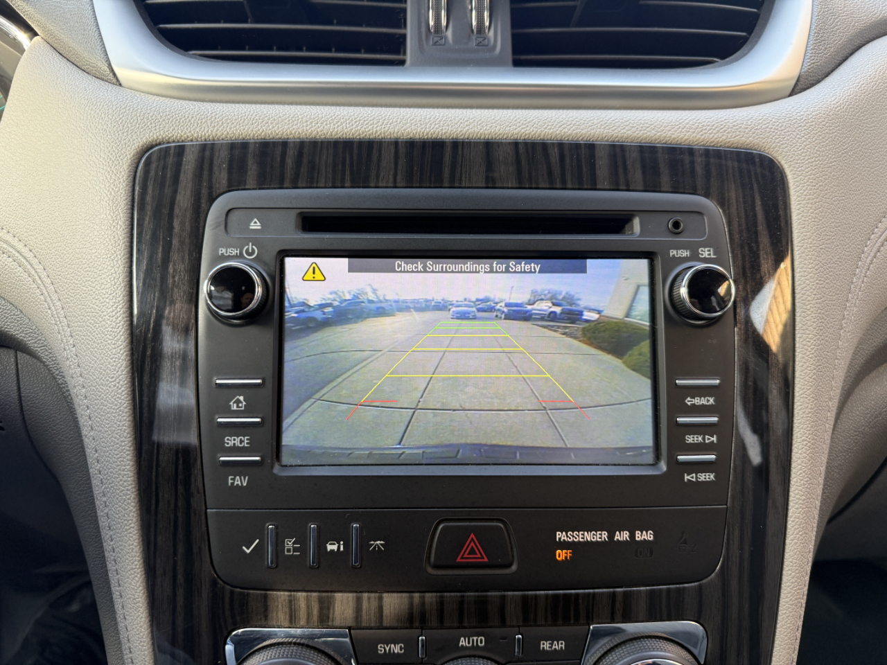 Chevrolet Traverse AWD 4dr LT w/2LT 2014