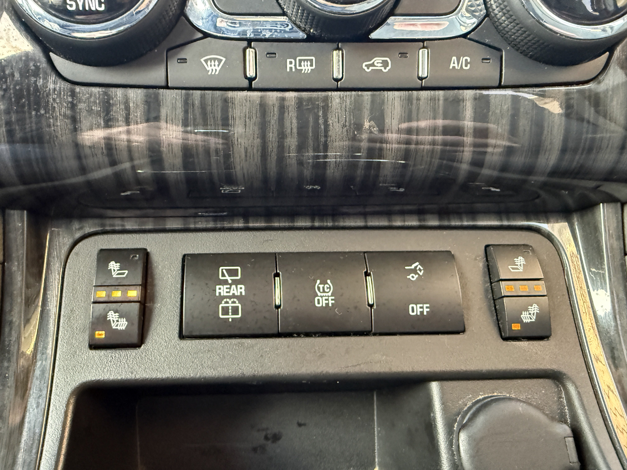 Chevrolet Traverse AWD 4dr LT w/2LT 2014