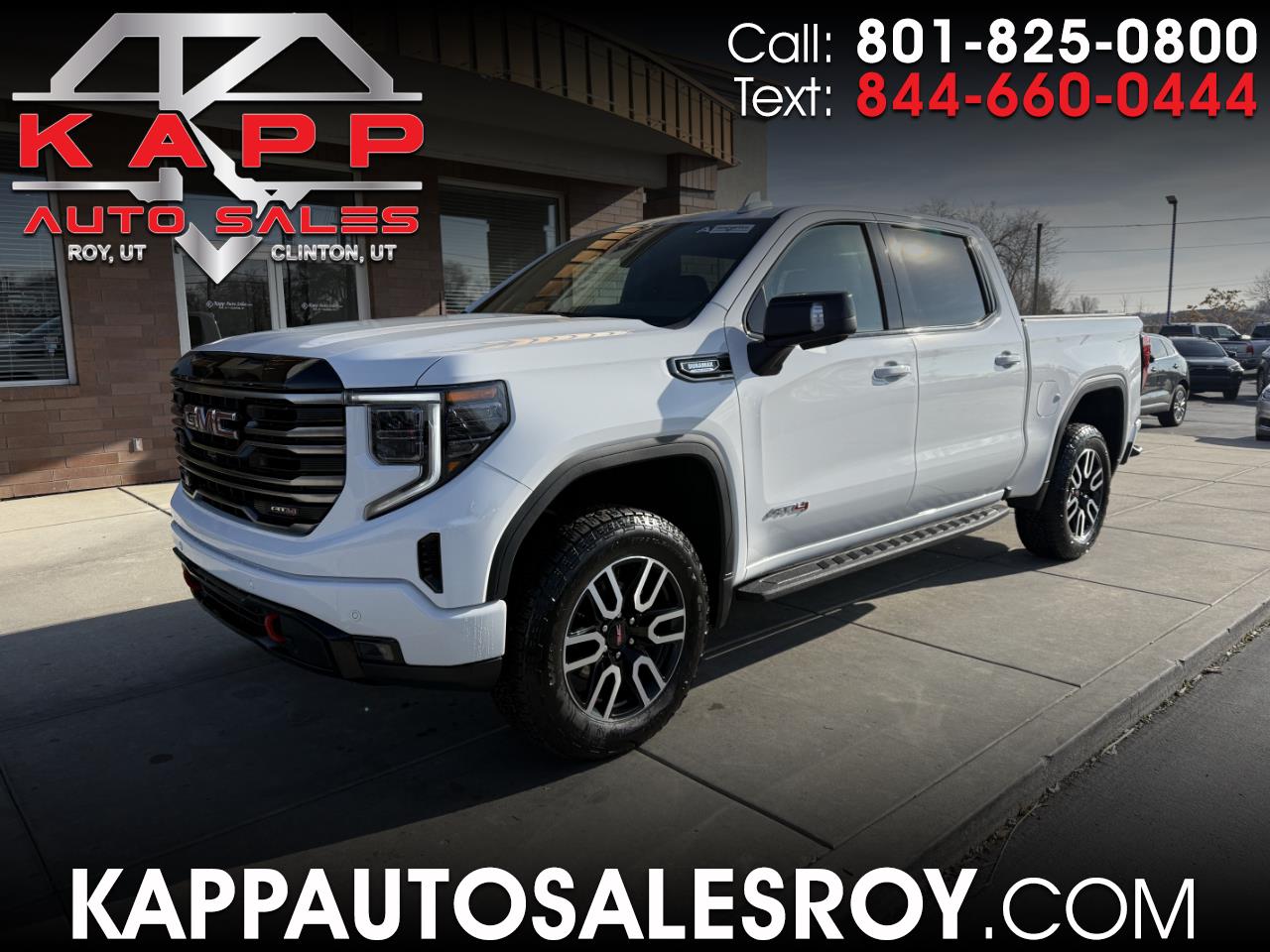 GMC Sierra 1500 4WD Crew Cab 147" AT4 2025