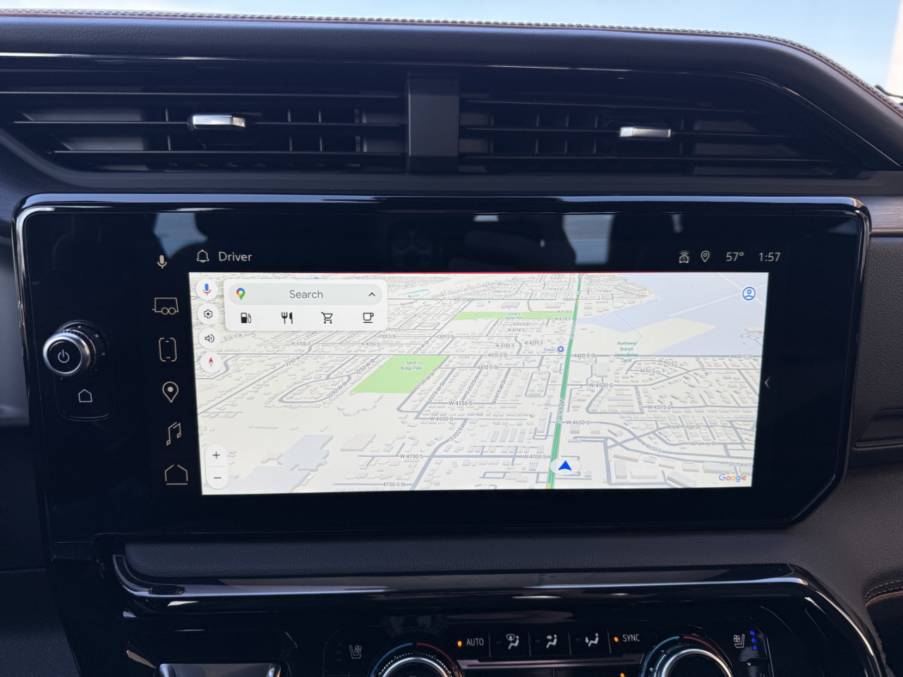 GMC Sierra 1500 4WD Crew Cab 147" AT4 2025