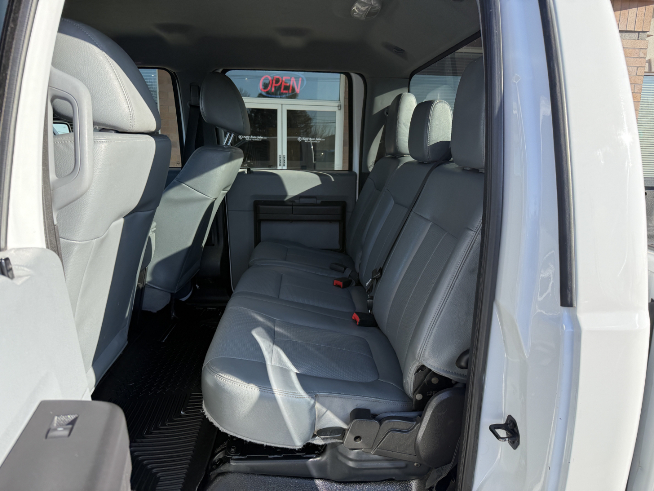 Ford Super Duty F-250 SRW 4WD Crew Cab 172" XL 2015