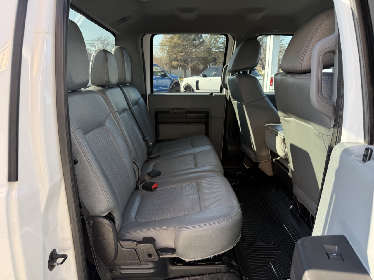 Ford Super Duty F-250 SRW 4WD Crew Cab 172" XL 2015