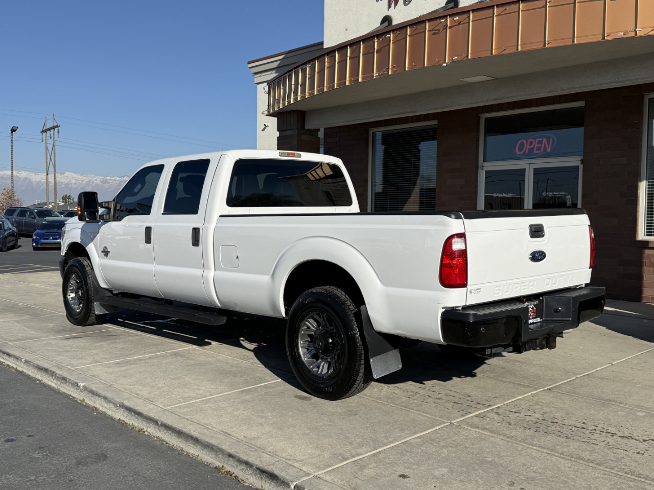 Ford Super Duty F-250 SRW 4WD Crew Cab 172" XL 2015