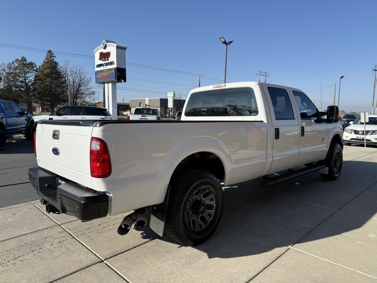 Ford Super Duty F-250 SRW 4WD Crew Cab 172" XL 2015