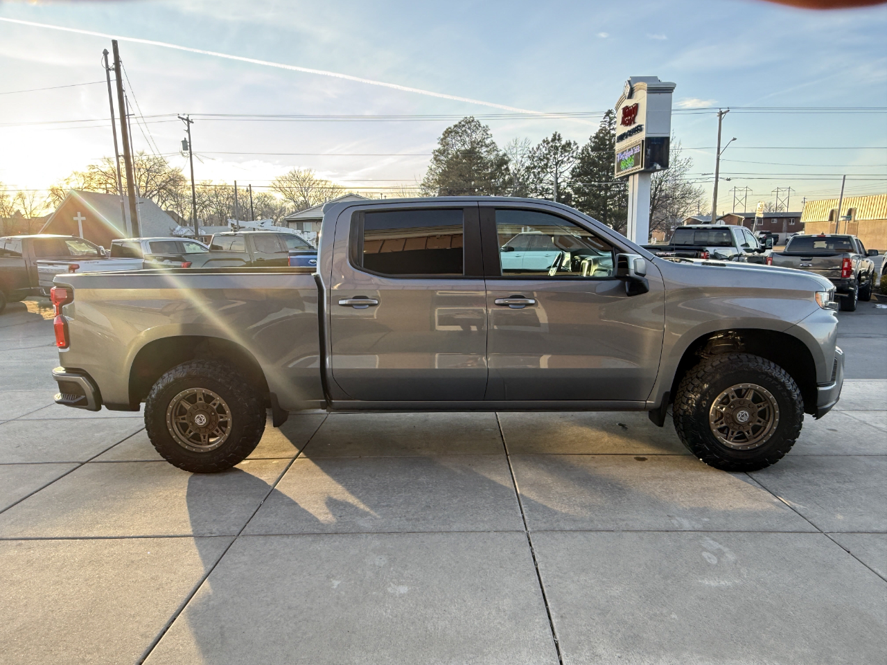 Chevrolet Silverado 1500 LTD 4WD Crew Cab 147" RST 2022