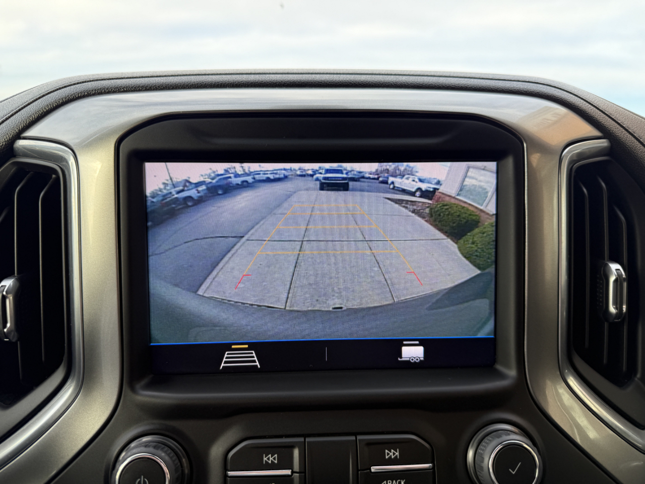 Chevrolet Silverado 1500 LTD 4WD Crew Cab 147" RST 2022