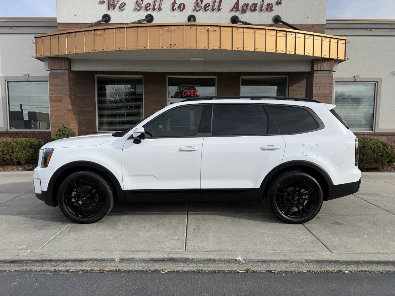 Kia Telluride EX X-Line AWD 2024