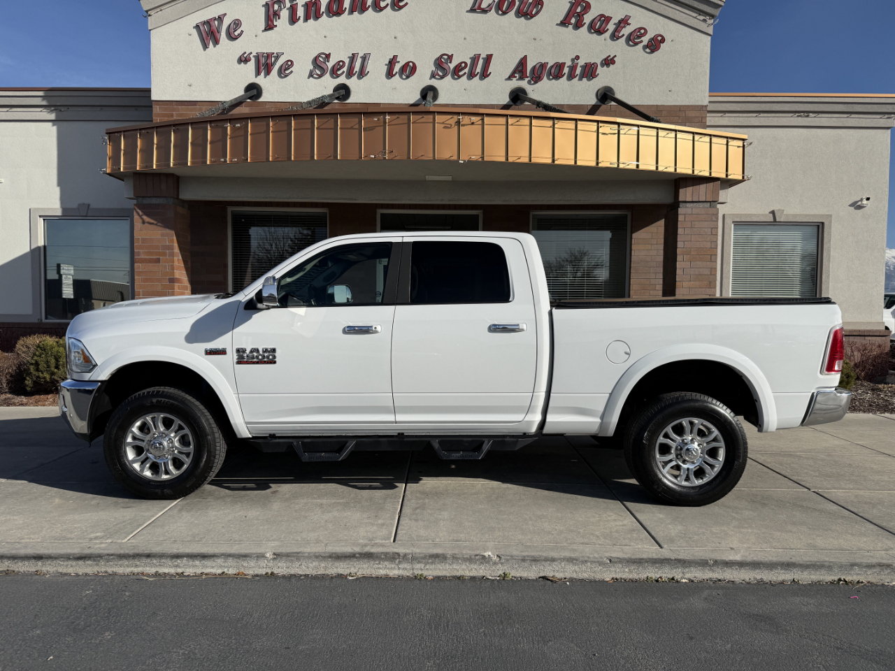 RAM 3500 4WD Crew Cab 149" Laramie 2016