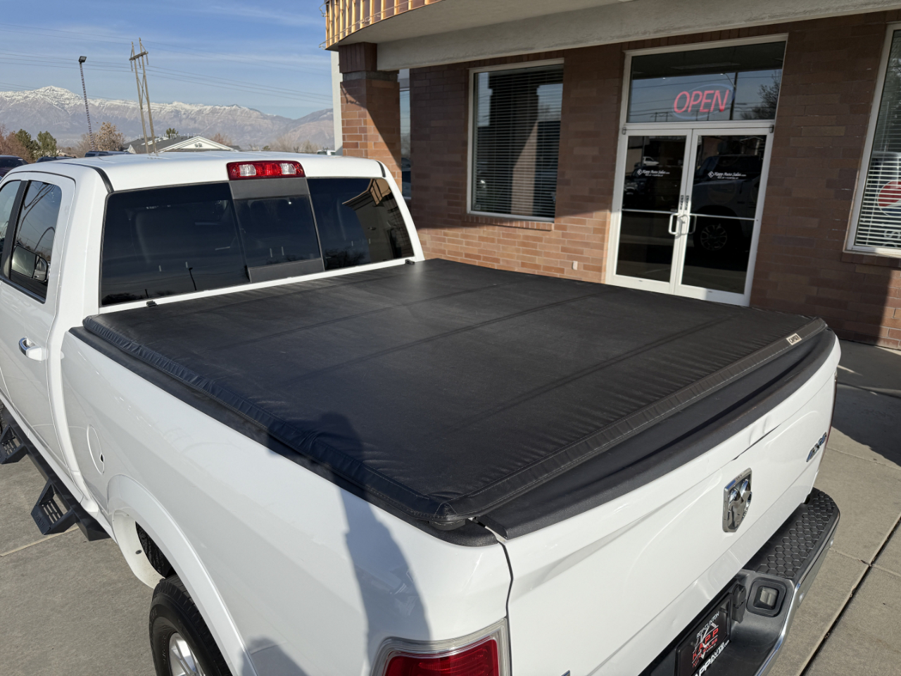 RAM 3500 4WD Crew Cab 149" Laramie 2016