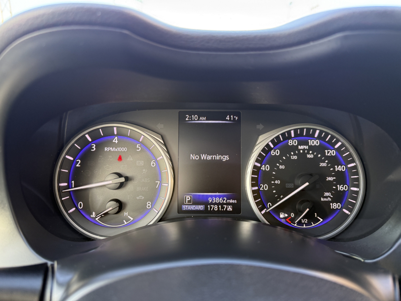 Infiniti Q60 2.0t LUXE RWD 2018