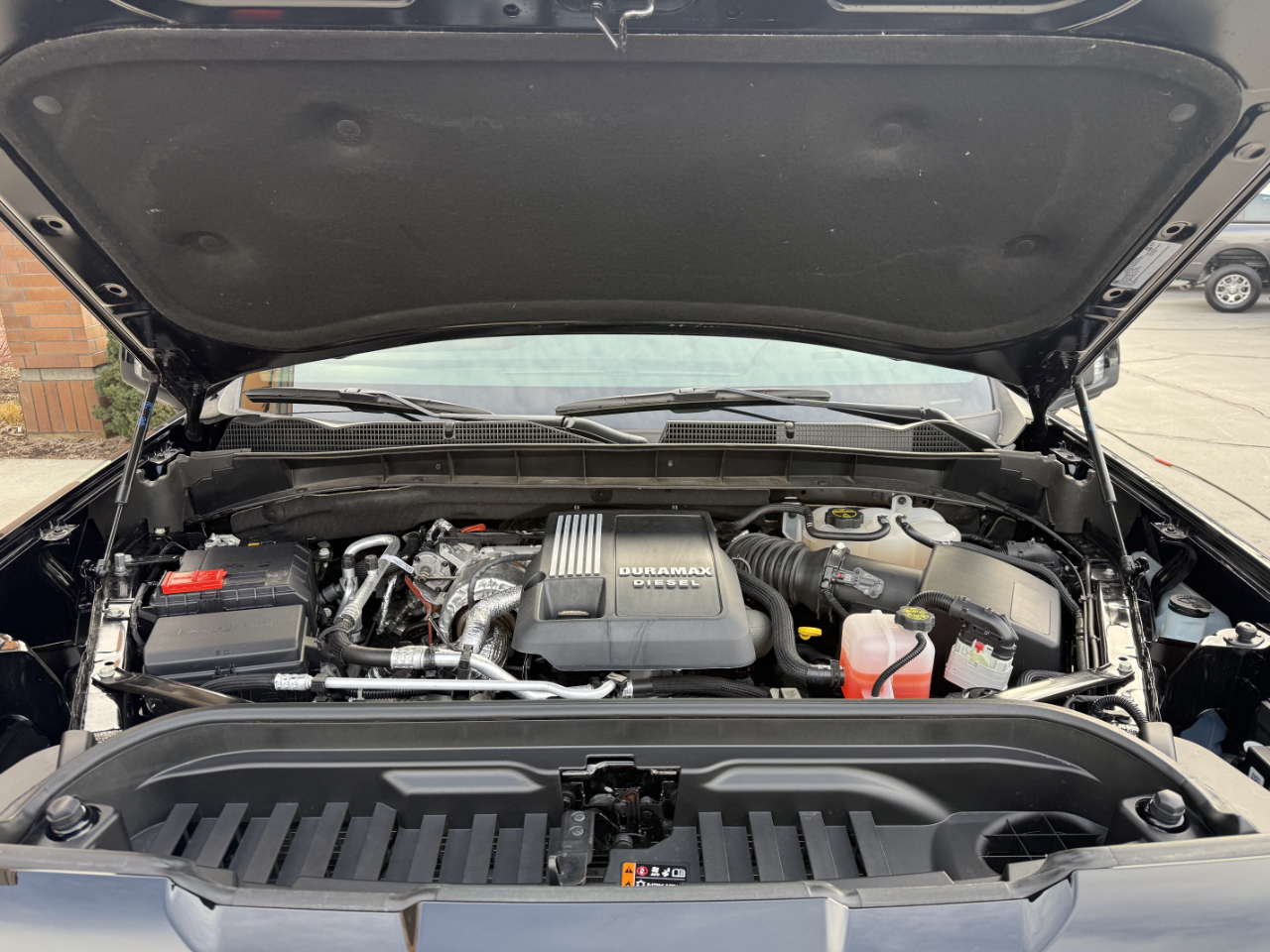 GMC Sierra 1500 4WD Crew Cab 147" AT4 2025