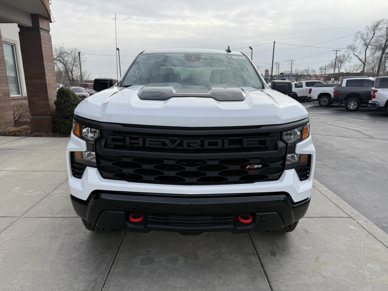 Chevrolet Silverado 1500 4WD Crew Cab 147" Custom Trail Boss 2025