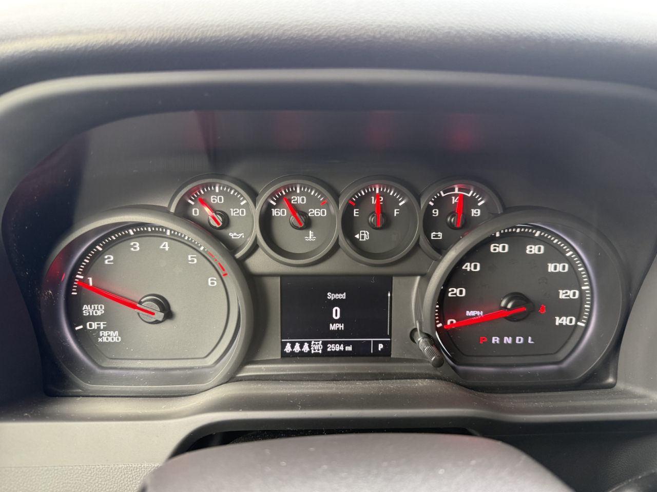 Chevrolet Silverado 1500 4WD Crew Cab 147" Custom Trail Boss 2025