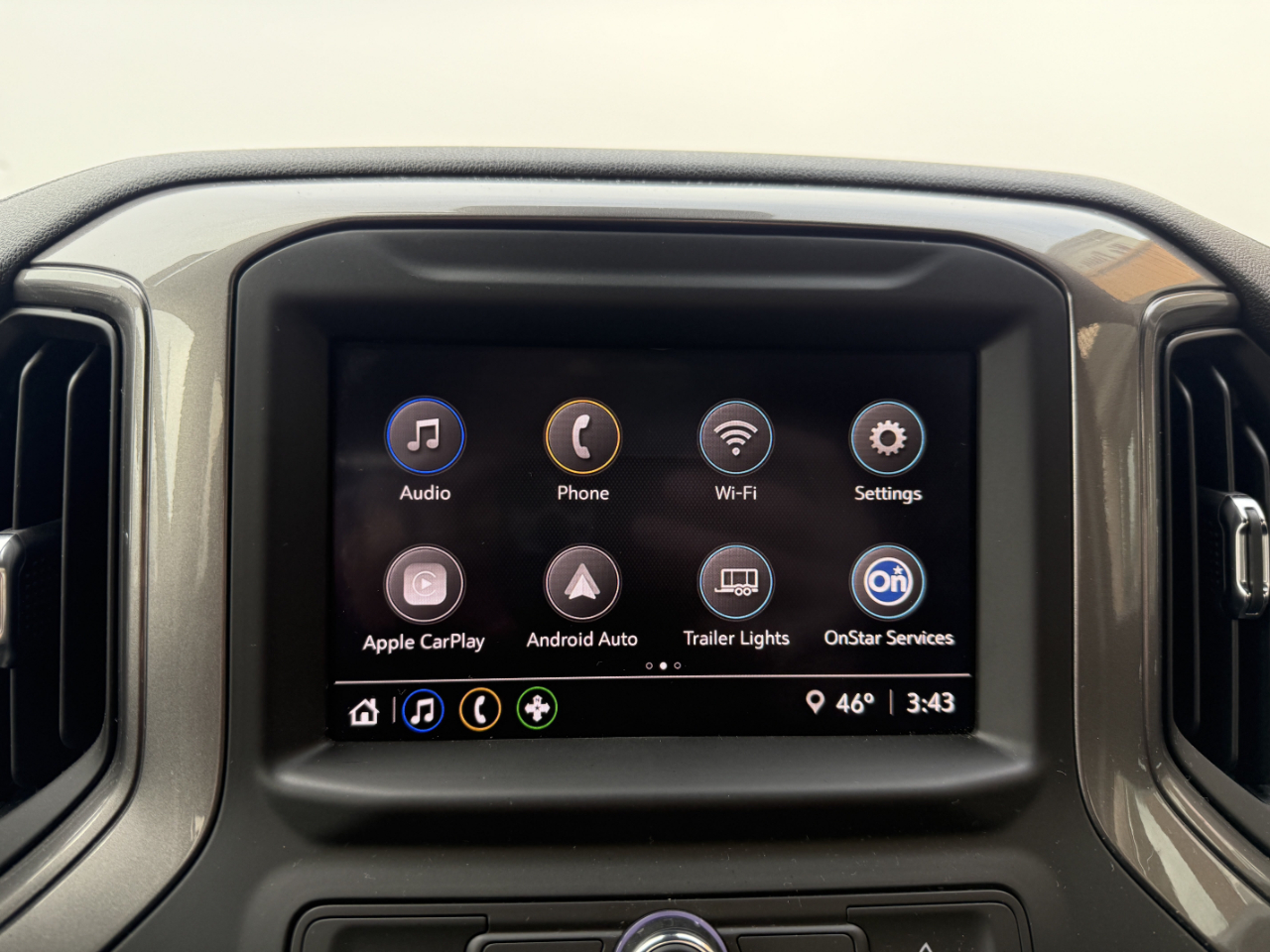 Chevrolet Silverado 1500 4WD Crew Cab 147" Custom Trail Boss 2025