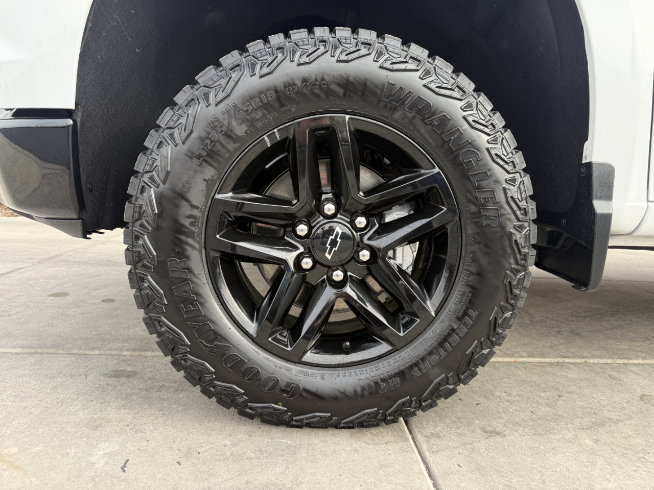 Chevrolet Silverado 1500 4WD Crew Cab 147" Custom Trail Boss 2025