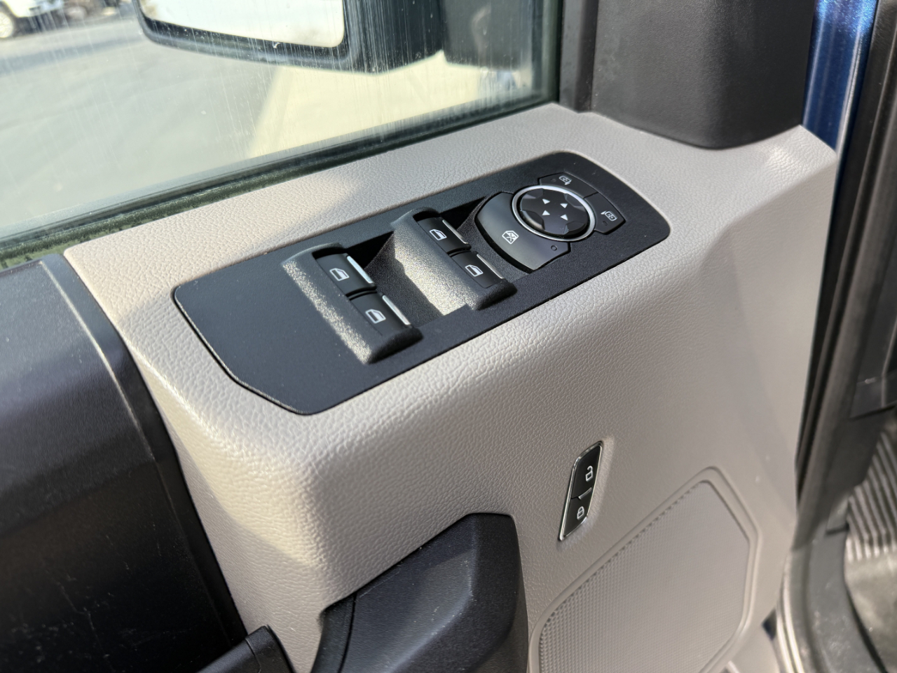 Ford F-150 XL 2WD SuperCab 6.5' Box 2019