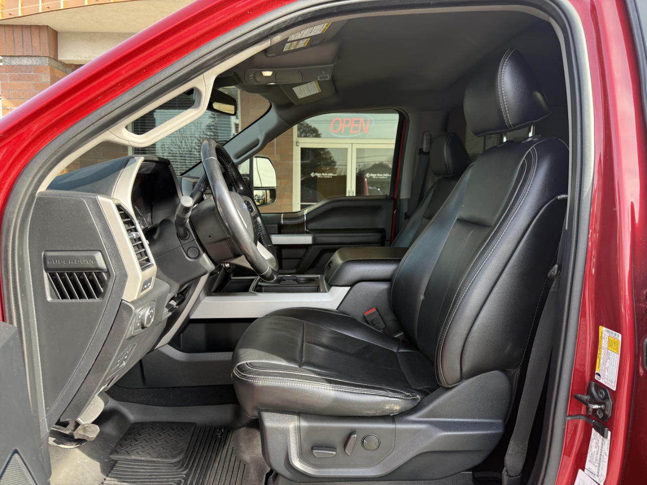 Ford Super Duty F-350 SRW Lariat 4WD Crew Cab 6.75' Box 2021