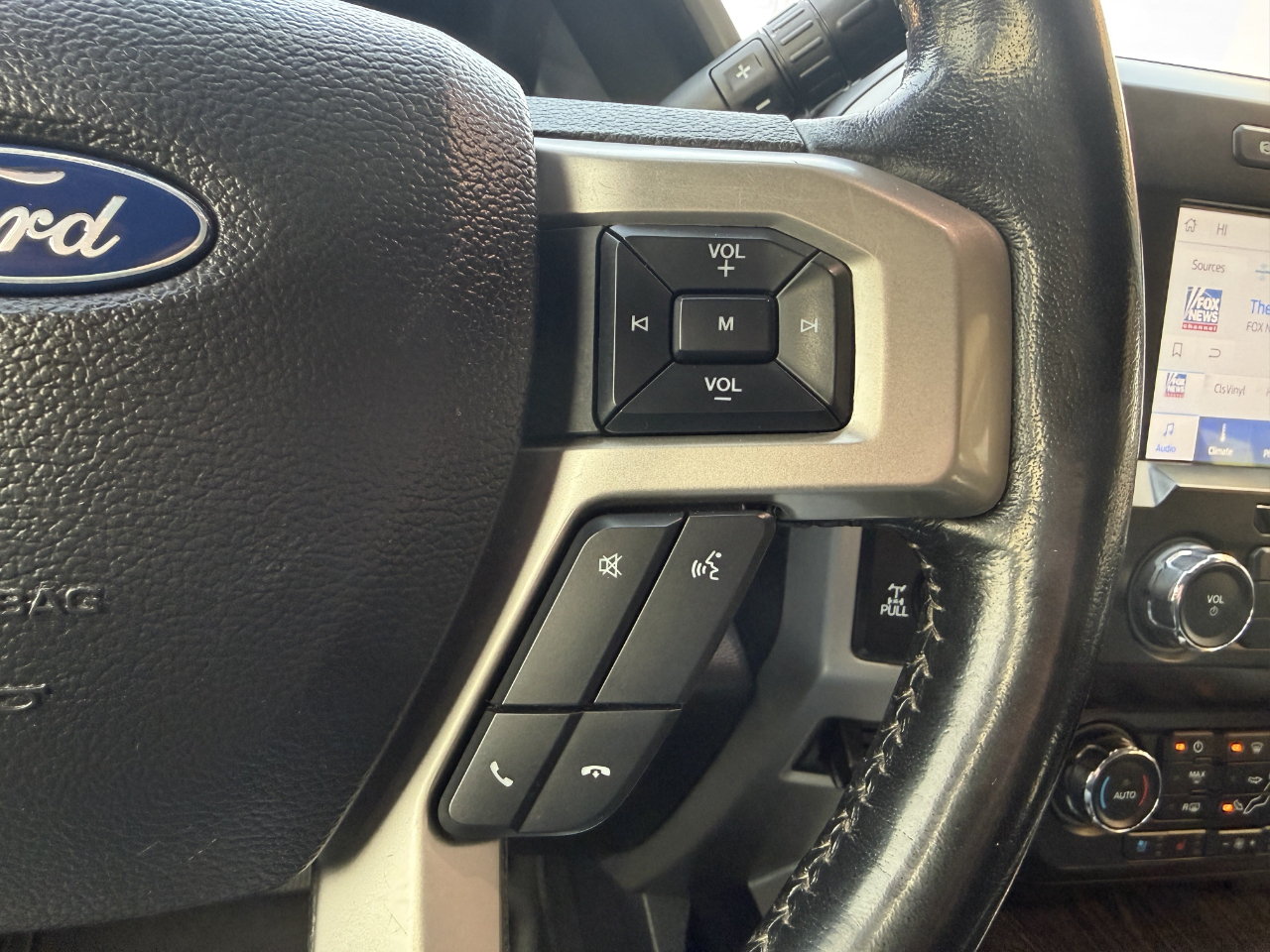 Ford Super Duty F-350 SRW Lariat 4WD Crew Cab 6.75' Box 2021