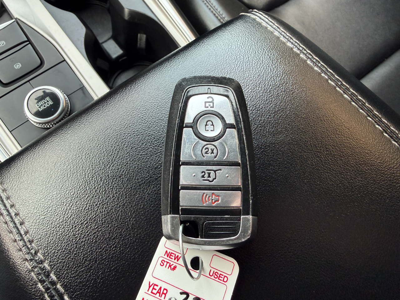 Ford Explorer XLT 4WD 2023