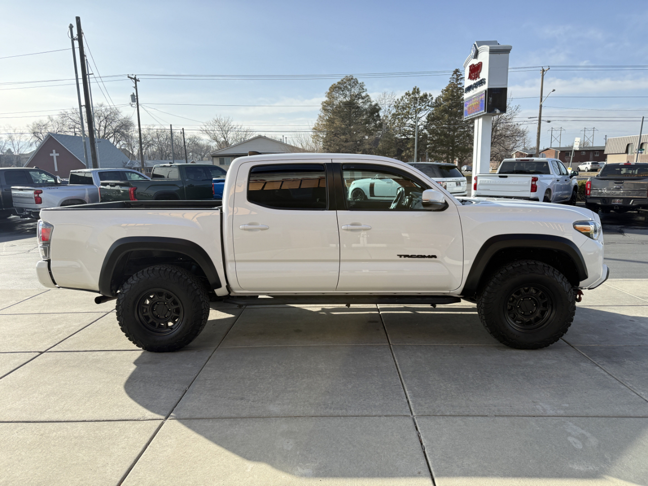 Toyota Tacoma 4WD TRD Off Road Double Cab 5' Bed V6 AT (Natl) 2021