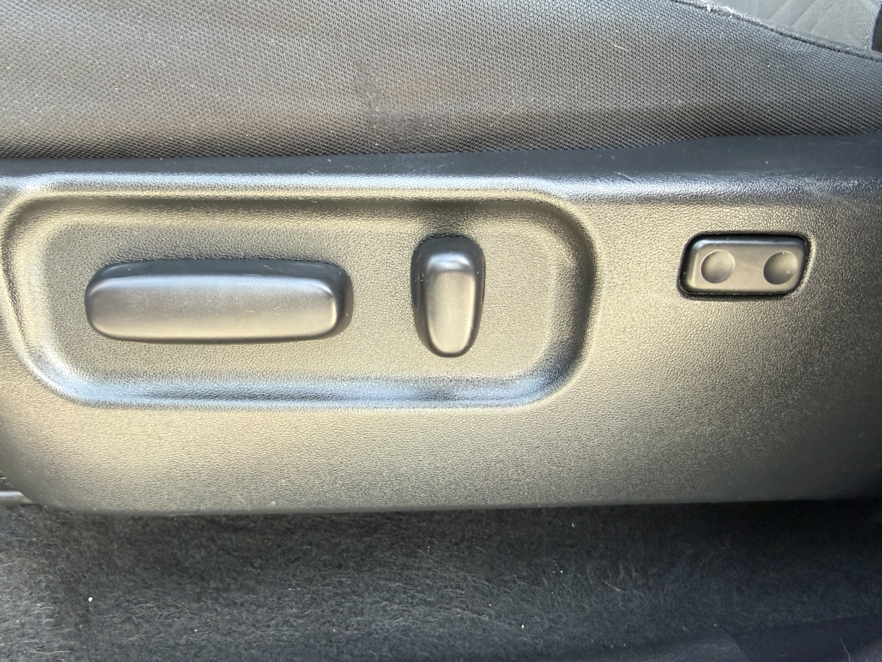 Toyota Tacoma 4WD TRD Off Road Double Cab 5' Bed V6 AT (Natl) 2021