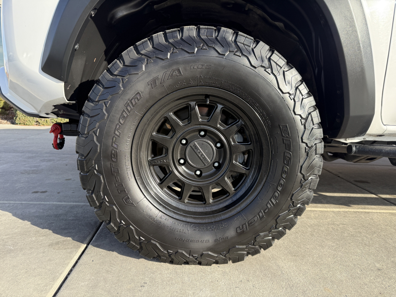 Toyota Tacoma 4WD TRD Off Road Double Cab 5' Bed V6 AT (Natl) 2021