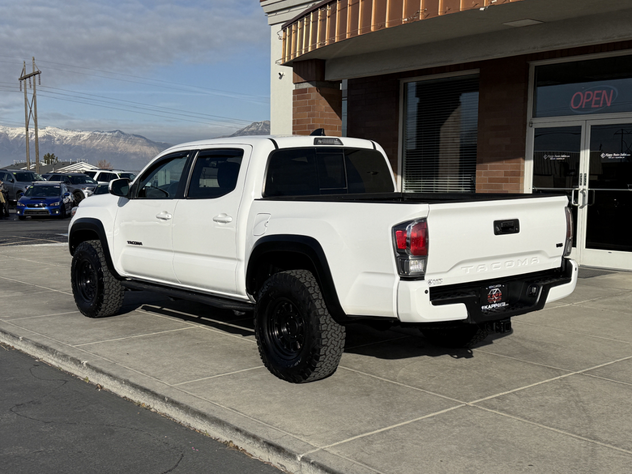 Toyota Tacoma 4WD TRD Off Road Double Cab 5' Bed V6 AT (Natl) 2021