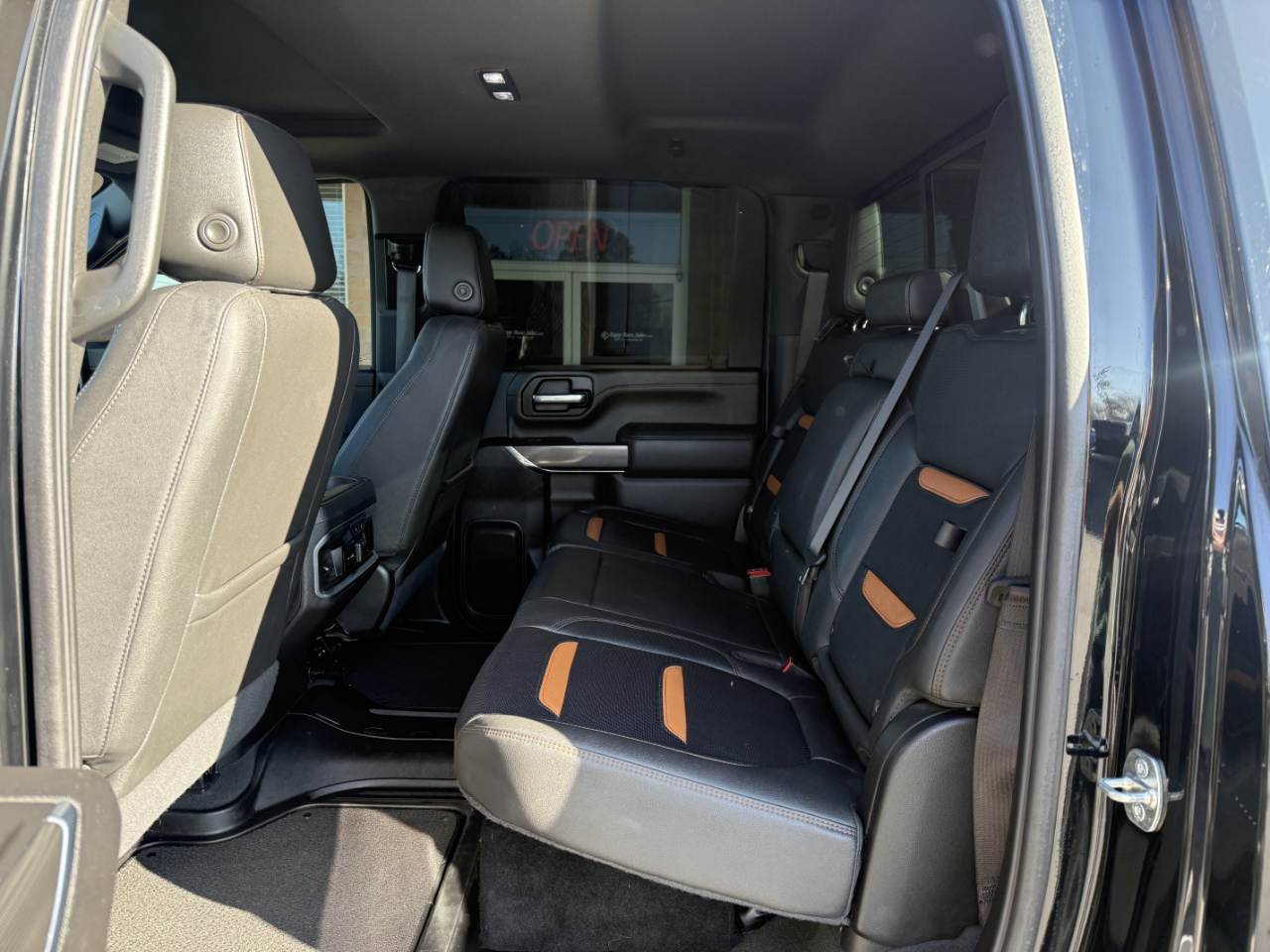 GMC Sierra 3500HD 4WD Crew Cab 159" AT4 2023