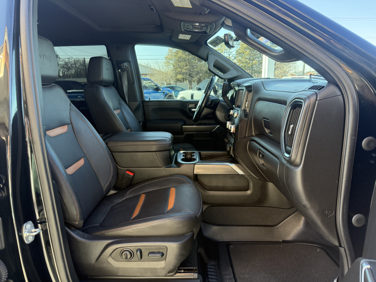 GMC Sierra 3500HD 4WD Crew Cab 159" AT4 2023