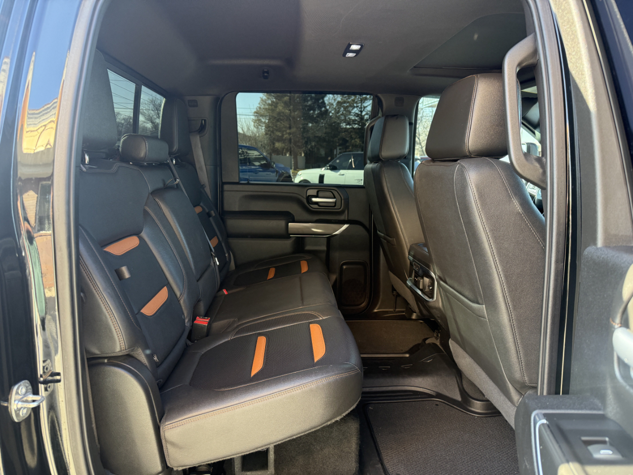 GMC Sierra 3500HD 4WD Crew Cab 159" AT4 2023