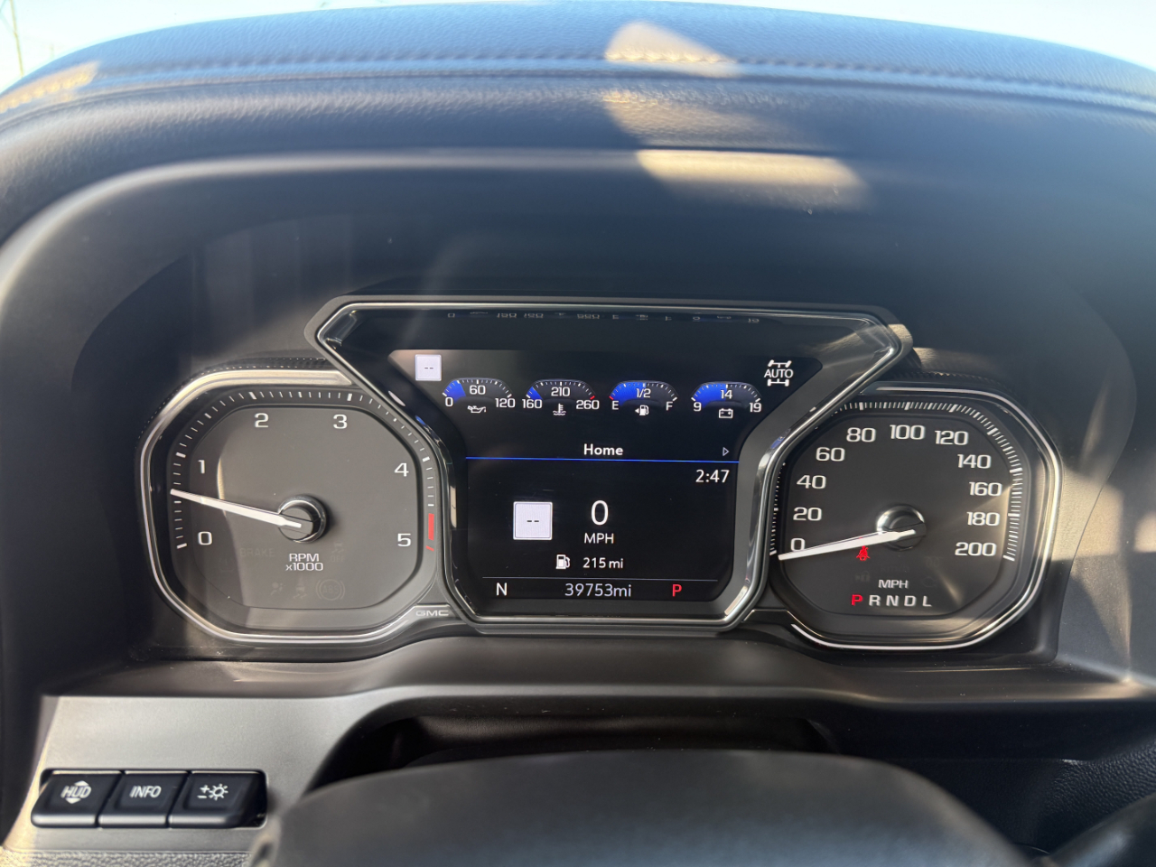 GMC Sierra 3500HD 4WD Crew Cab 159" AT4 2023