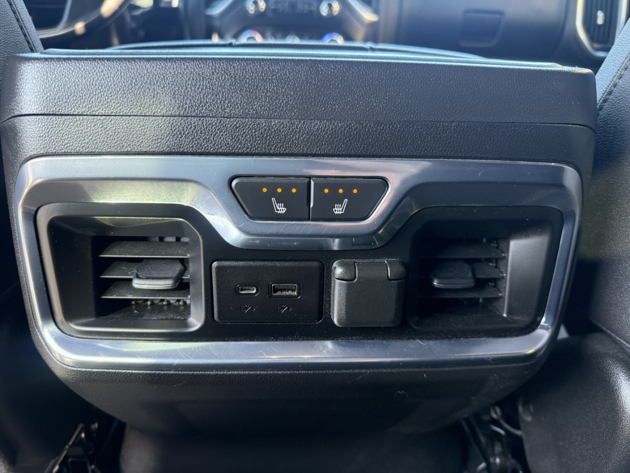 GMC Sierra 3500HD 4WD Crew Cab 159" AT4 2023