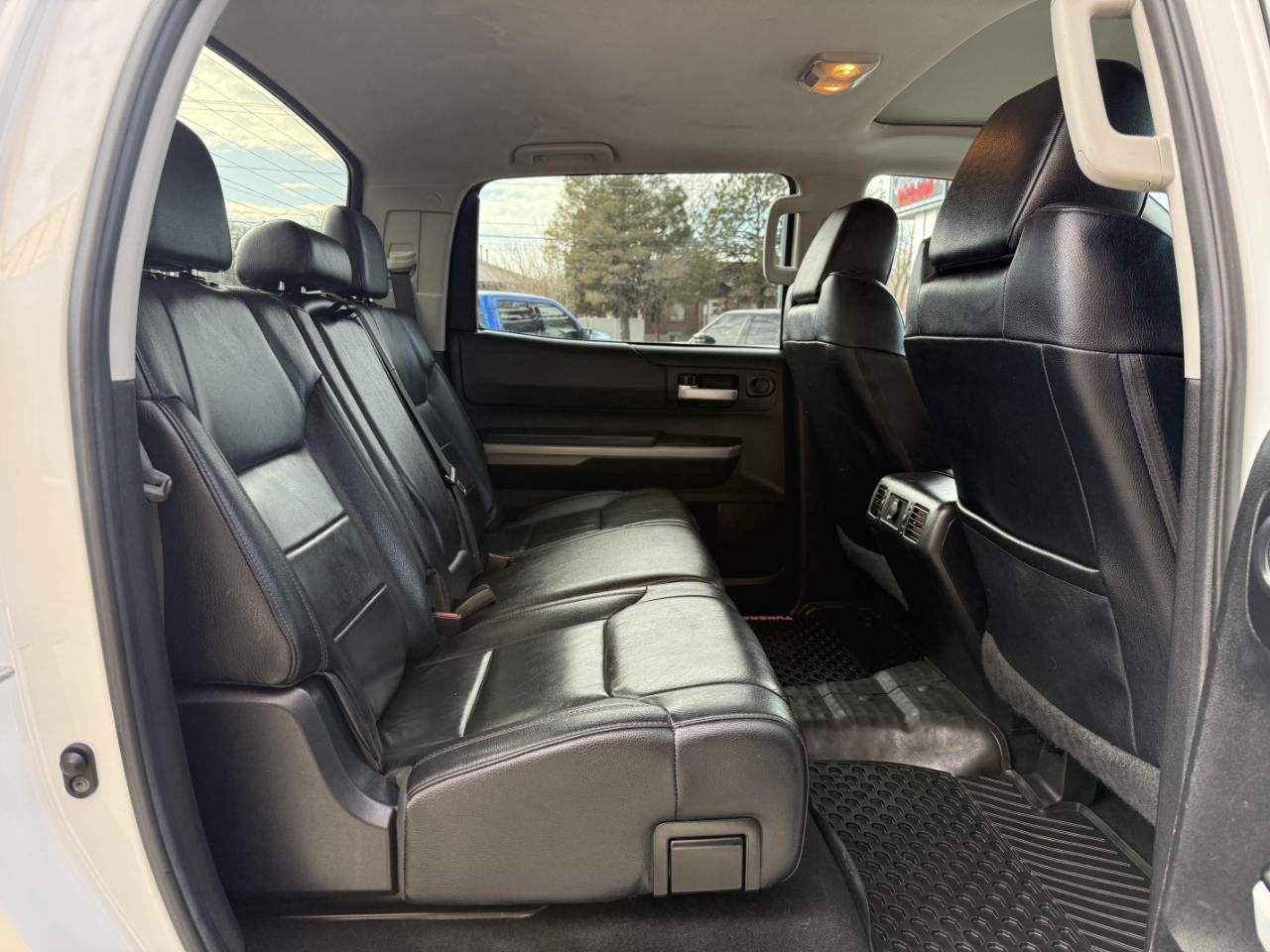 Toyota Tundra 4WD SR5 CrewMax 5.5' Bed 5.7L (Natl) 2020