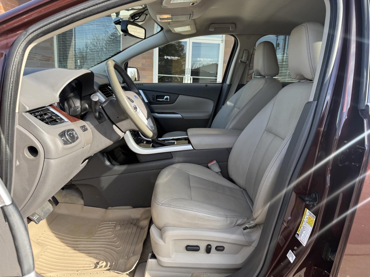 Ford Edge 4dr Limited AWD 2012