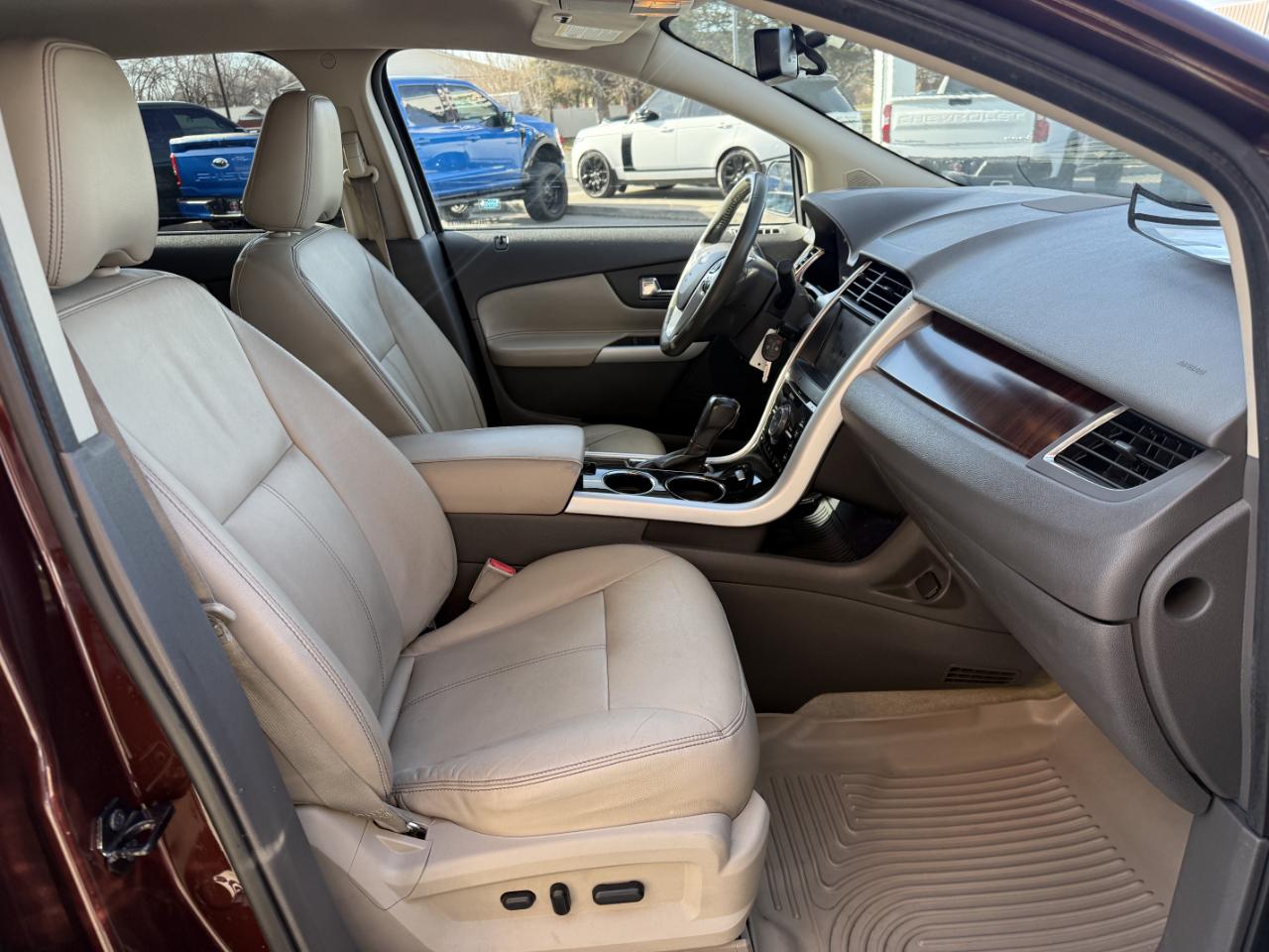 Ford Edge 4dr Limited AWD 2012