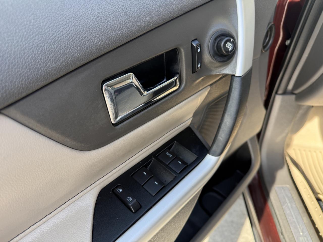 Ford Edge 4dr Limited AWD 2012