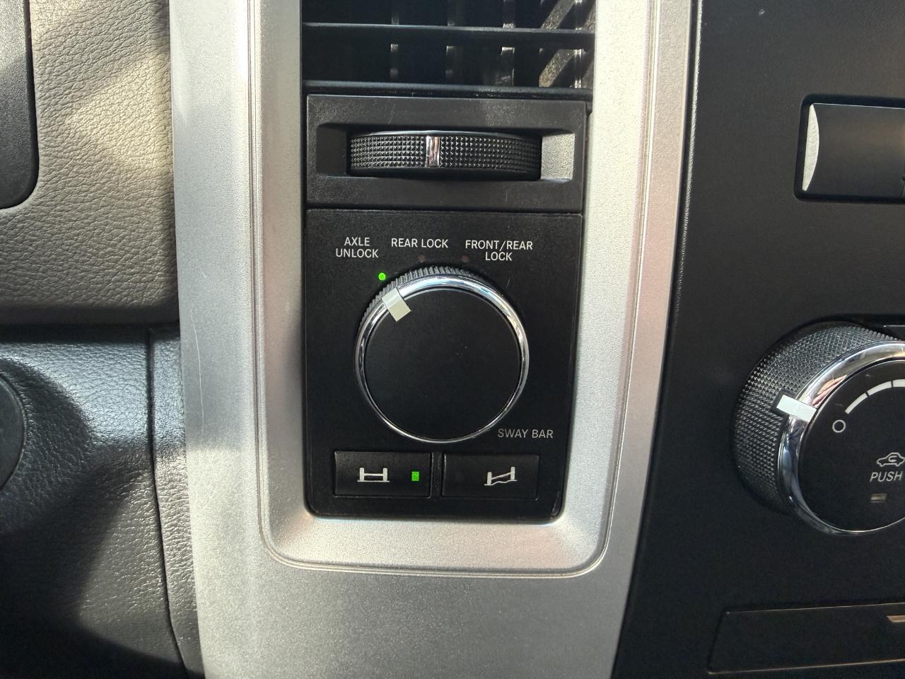 RAM 2500 4WD Crew Cab 149" Power Wagon 2012