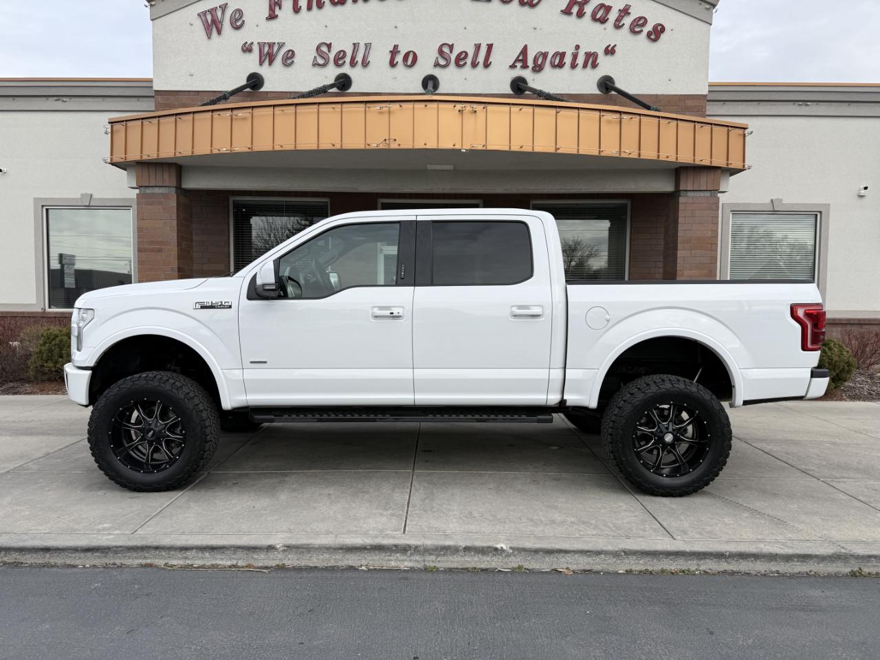 Ford F-150 4WD SuperCrew 145" Lariat 2016