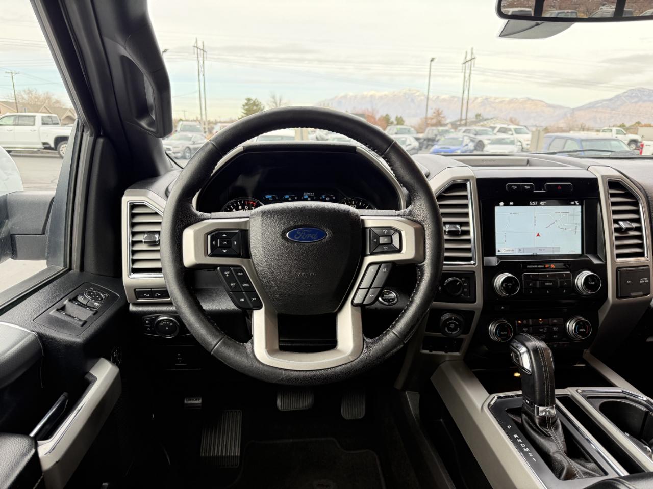 Ford F-150 4WD SuperCrew 145" Lariat 2016