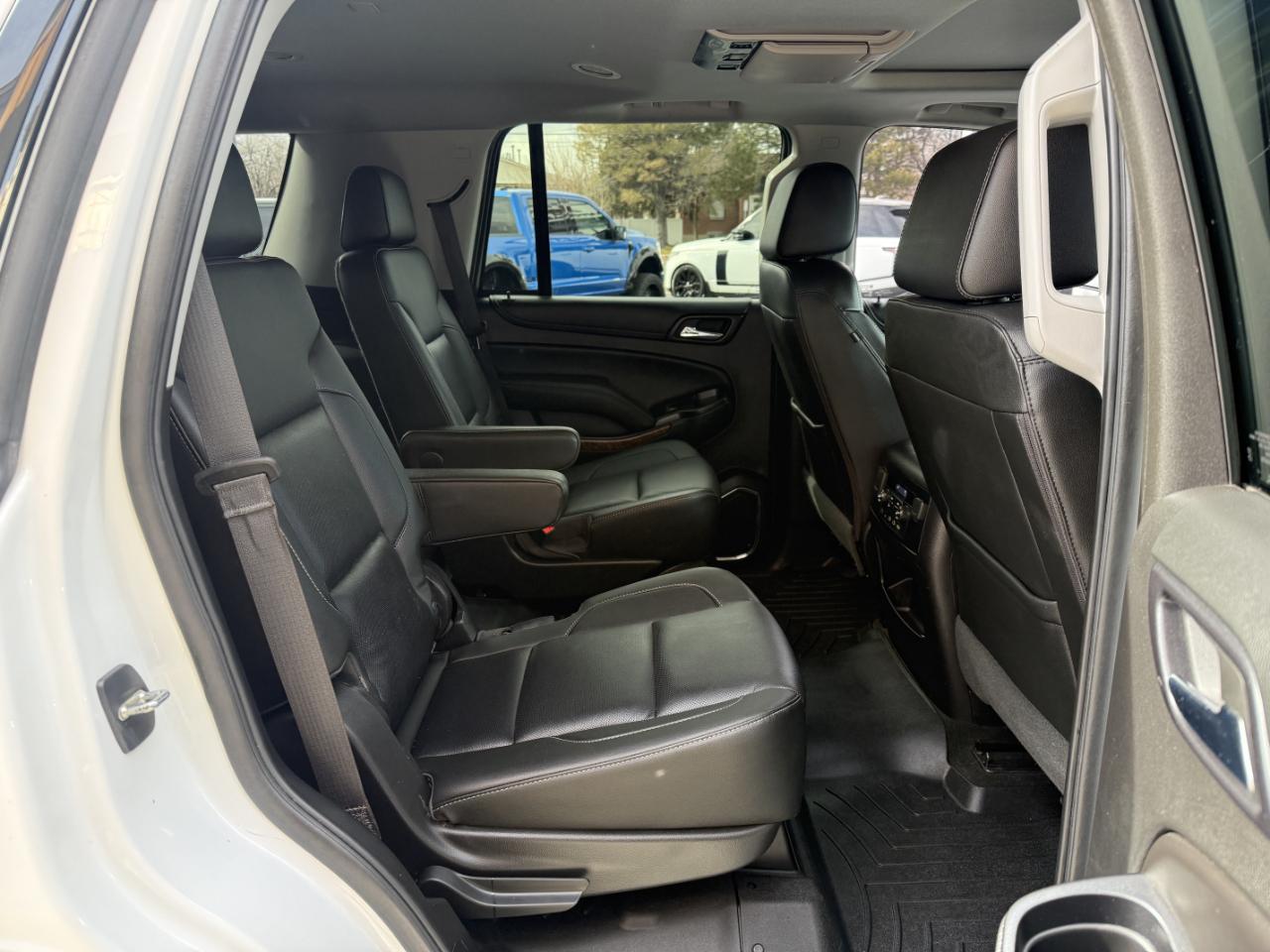 Chevrolet Tahoe 4WD 4dr Premier 2018